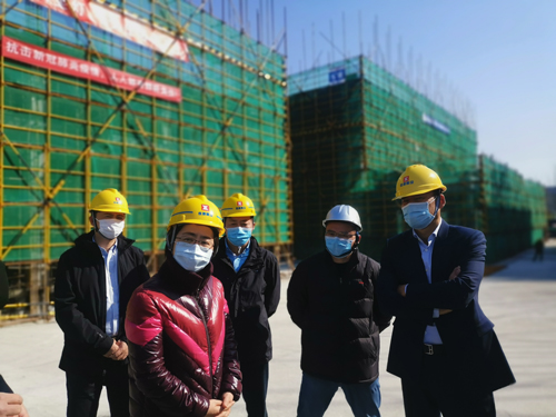 1584321564992461.jpg 02 丁書(shū)記要(yào)求項目人(rén)員(yuán)全面做(zuò)好(hǎo)複工(gōng)準備工(gōng)作(zuò).jpg