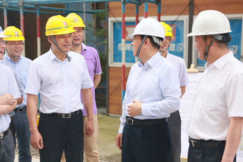 1592182679610983.jpg 裘市(shì)長(cháng)視(shì)察指導工(gōng)作(zuò)03.jpg