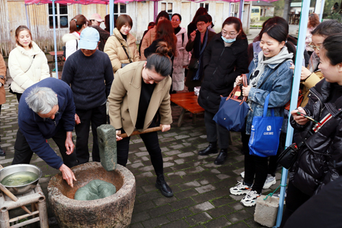 1615943260106548.jpg 打青團.jpg