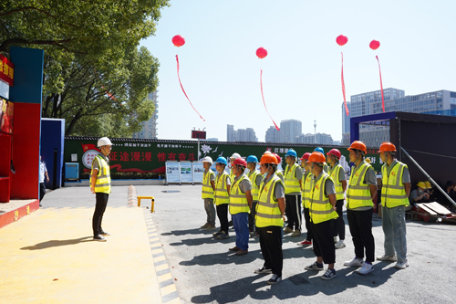 1634084393393892.jpg 05.jpg