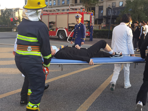 1636014017549269.jpg 64648ca8e7271a1cc0226327c2f5c28.jpg