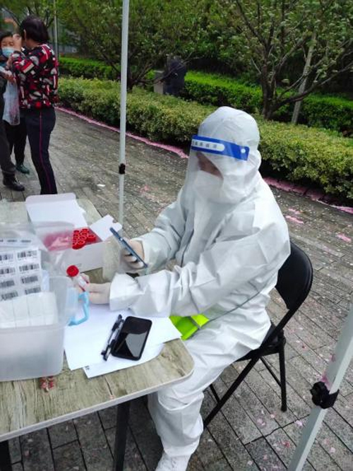 02 卓立抗疫志(zhì)願者投身(shēn)疫情防控工(gōng)作(zuò)-1.jpg