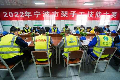 05  筆(bǐ)試現(xiàn)場(chǎng)-3.jpg