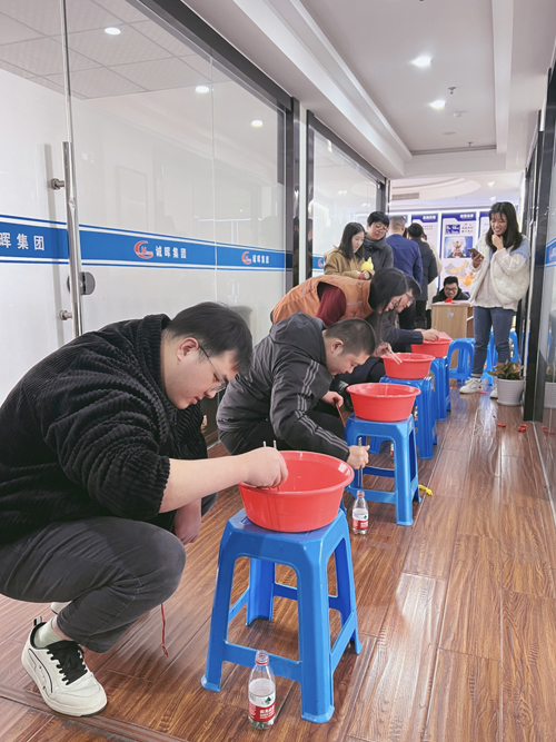 06  “眼疾手快(kuài)”.jpg