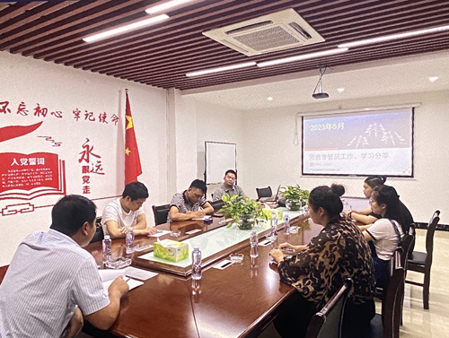 03  培訓現(xiàn)場(chǎng)-3.jpg