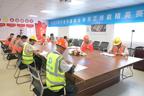 11  理(lǐ)論競賽考試現(xiàn)場(chǎng)-1.jpg