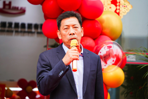 02  誠晖集團張尚華董事(shì)長(cháng)緻開(kāi)場(chǎng)辭.jpg